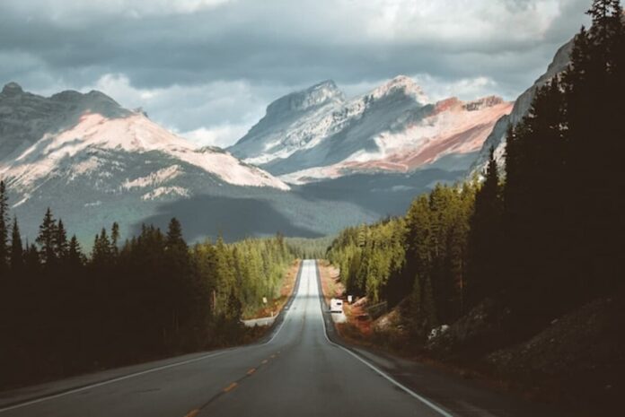chris-henry-ZaT1RghkxsE-unsplash(1)